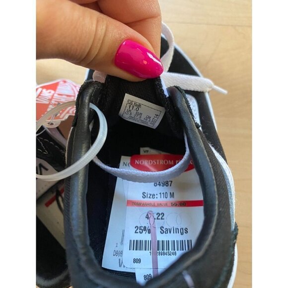 VANS Bnwt "Ward" Low Top Sneakers Boys New Black - Picture 6 of 8